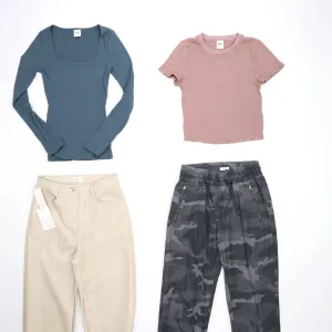 Aritzia Women's Secondhand Wholesale Clothing